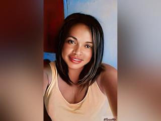 Klikkelj es beszélgess a modellel LorahVane